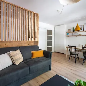 Cosy Appartement, Plein Centre, Proche Lac Appartement